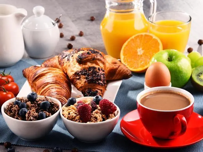 For Half Moon 3* Rimini